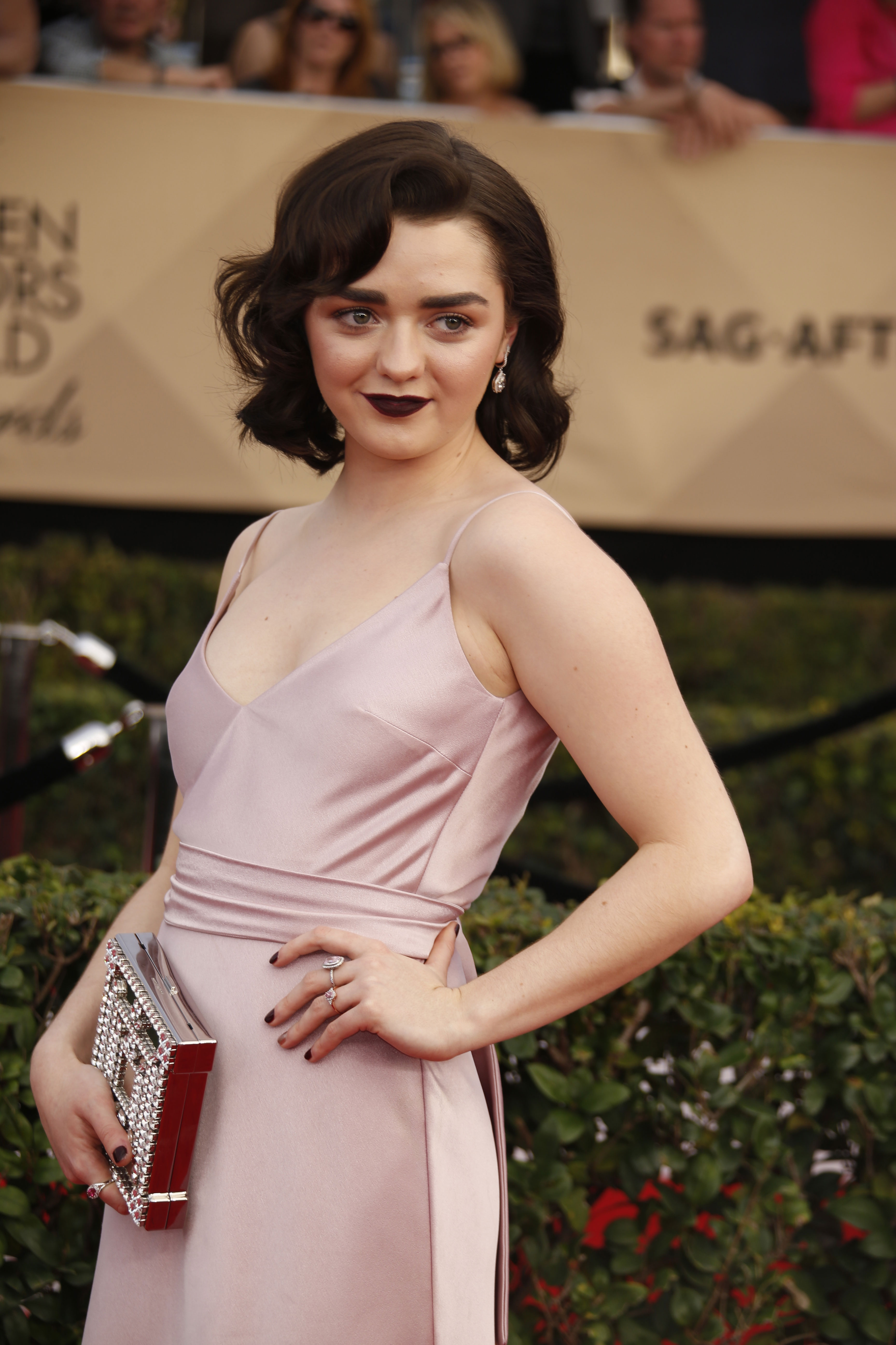Maisie Williams 23rd Screen Actors Guild Awards 1 Satiny