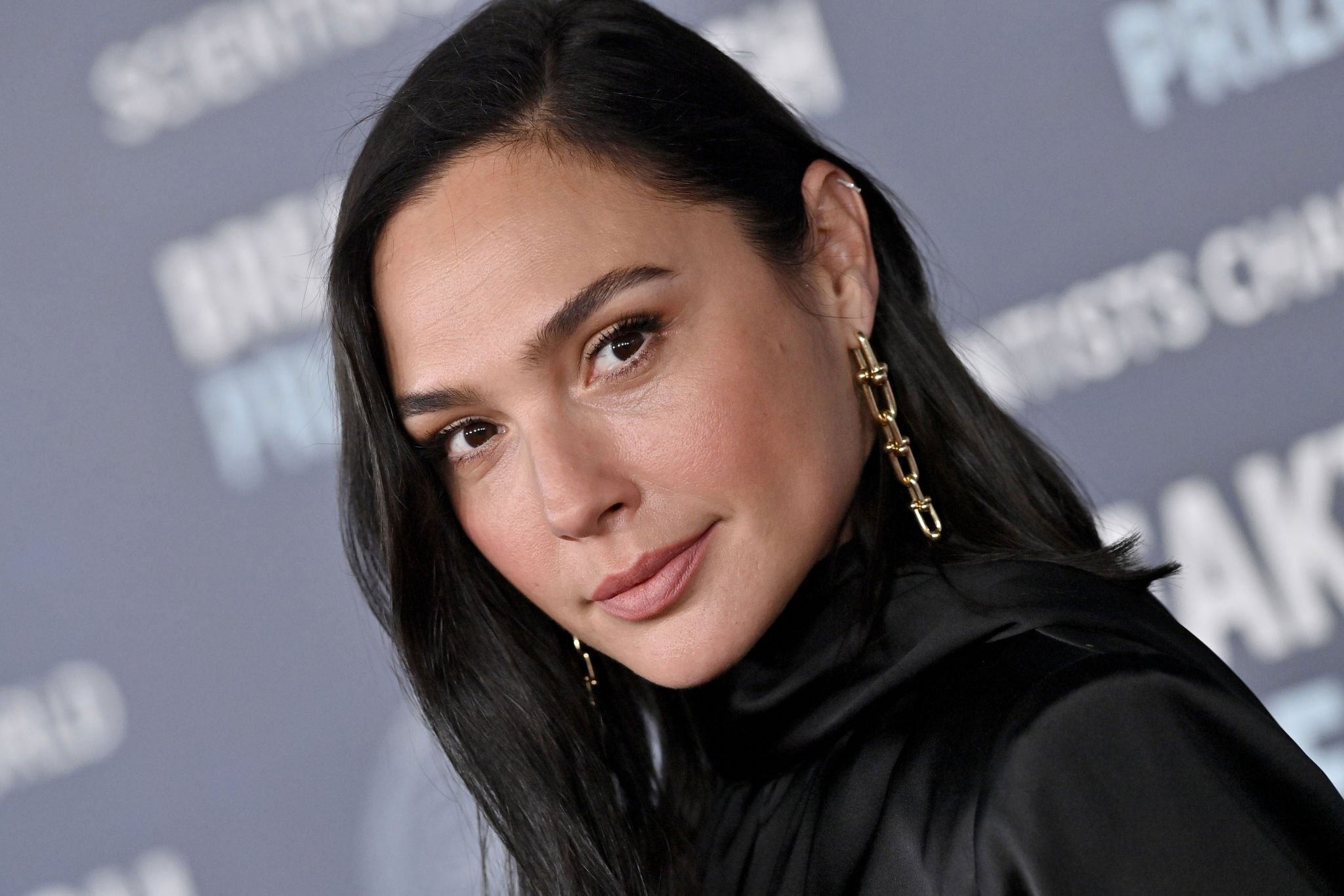 Gal Gadot 9th Breakthrough Prize Ceremony 5 - Satiny