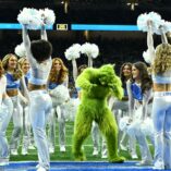 NFL Cheerleaders 2024 Week Thirteen 9