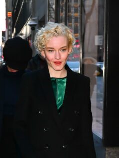 Julia Garner New York City 22nd January 2025 2